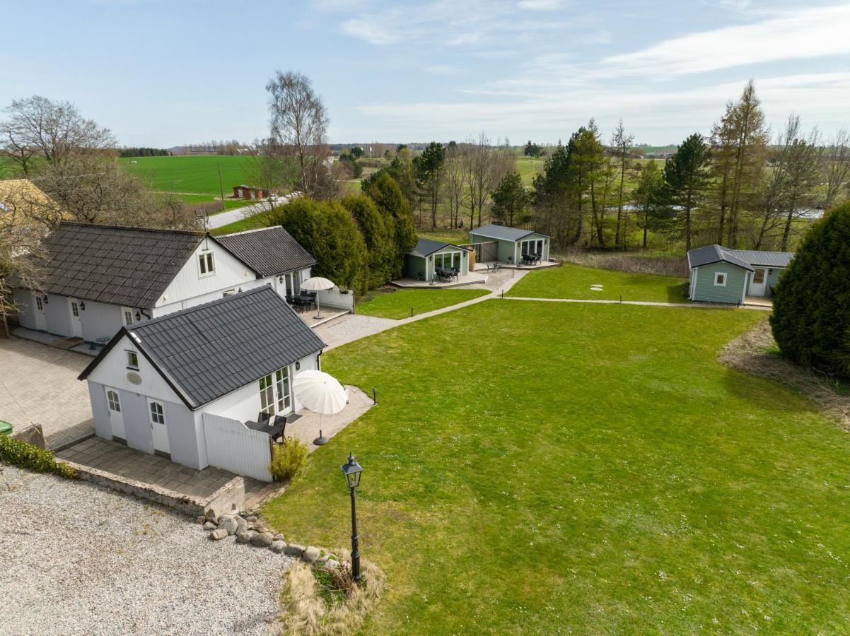Lilla Paradiset Tomelilla Exteriör bild